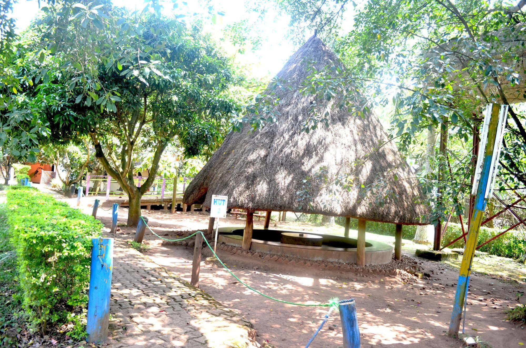 Kiwatule Cottages คัมพาลา ภายนอก รูปภาพ